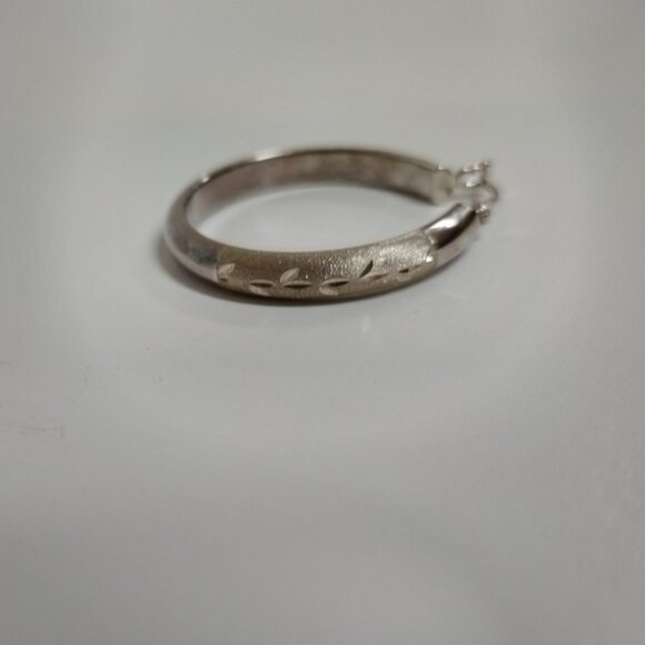 Sterling Silver hoop earrings, NWT - Picture 7 of 12